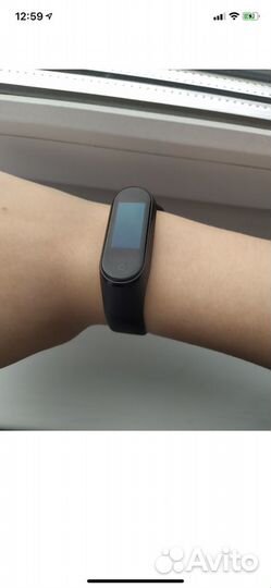 Фитнес-трекер Xiaomi Mi Band 4