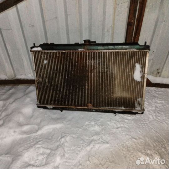 Радиатор основной Nissan Primera P11 ga16de