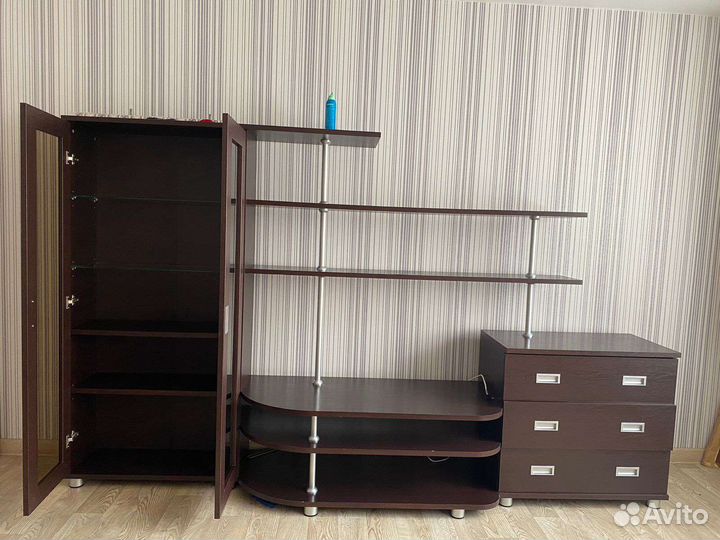 Стенка в гостиную