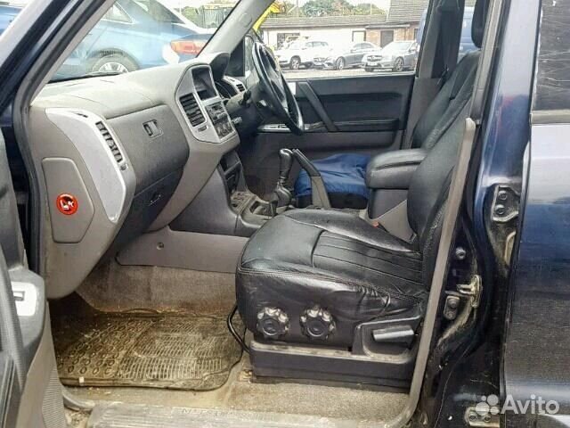 Разбор на запчасти Mitsubishi Pajero / Montero 200