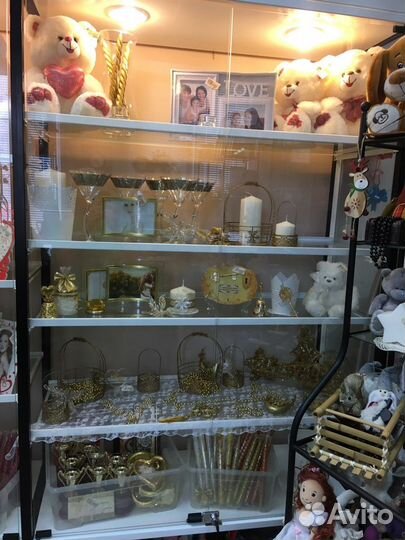 Сувениры, игры и игрушки