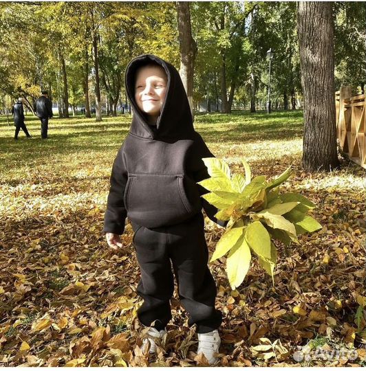 Спортивный костюм для мальчика 104 110