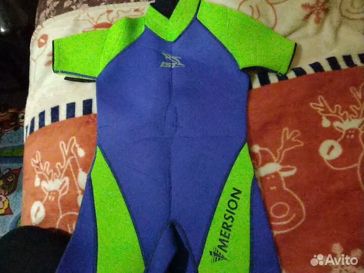 Для бассейна гидрокостюм