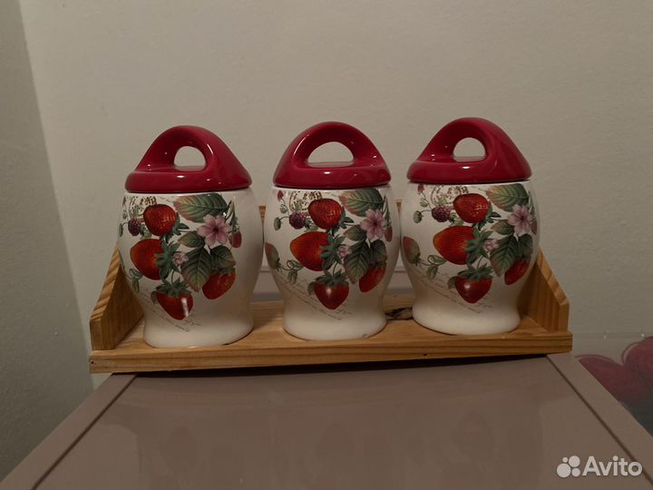 Набор контейнеров