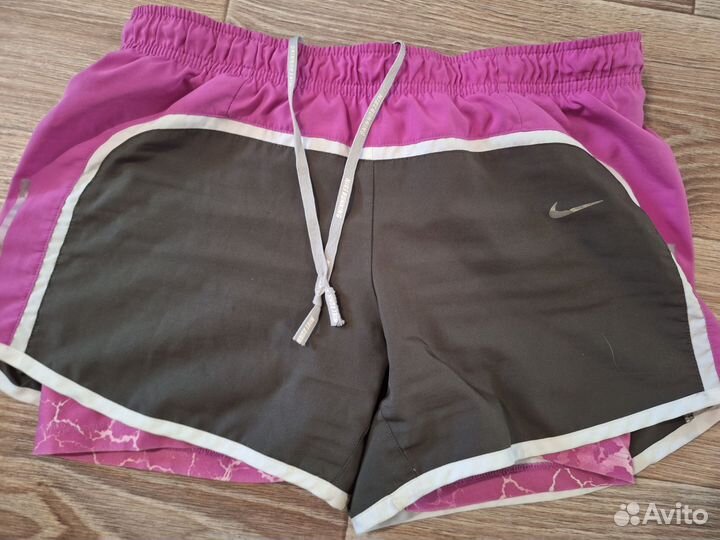 Шорты Nike женские