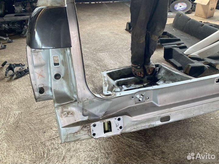 Панель кузова задний Land Rover Range Rover L322