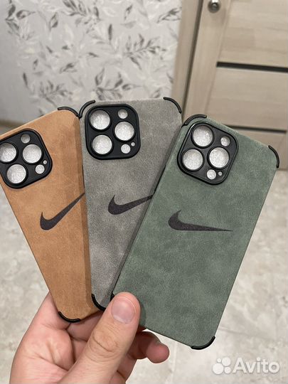 Чехлы на iPhone