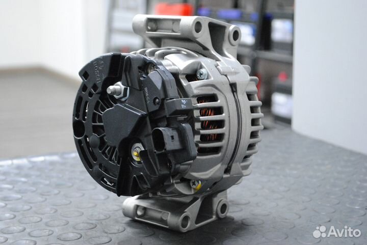Генератор Mercedes Benz Sprinter 2.1 CDi 90А