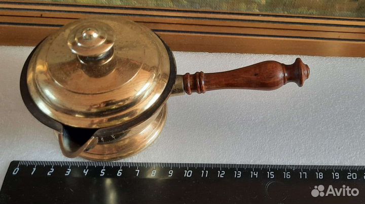 Антикварный бронзовый ковшик с крышкой