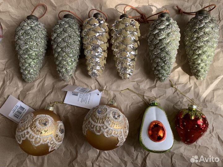 Стеклянные елочные игрушки