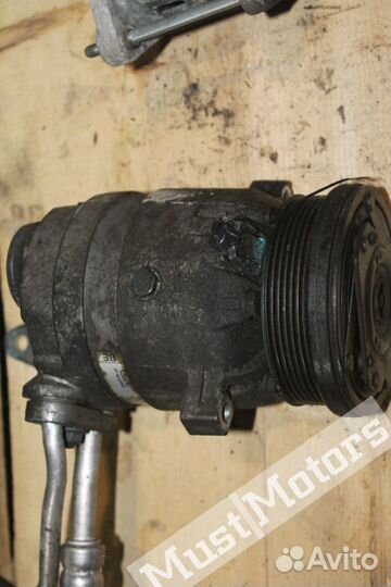 Насос гур кронштеин Chevrolet Rezzo Tacuma 1.6