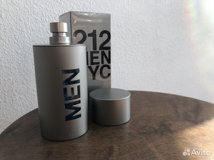Туалетная вода Carolina herrera 212 Men 100ml