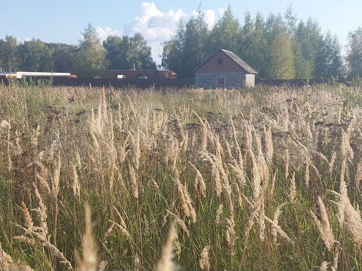 Дом 25 м² на участке 10,7 сот.