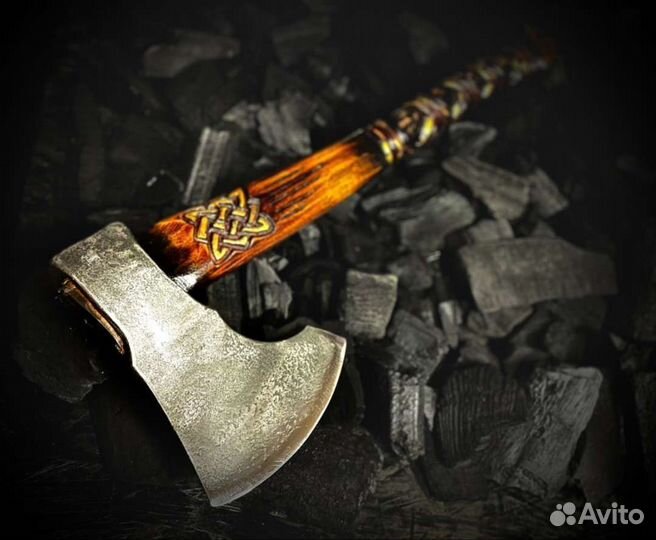 Топор ручной работы