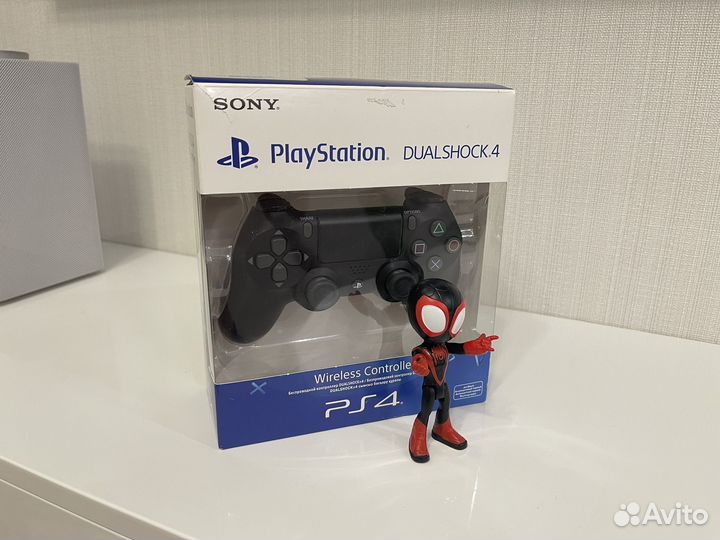 Геймпад PS4 DualShock 4 v2 оригинал как новые