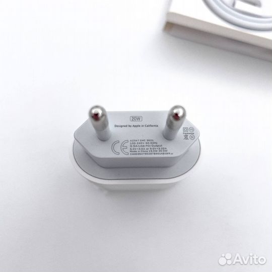 Зарядное устройство на iPhone 20w