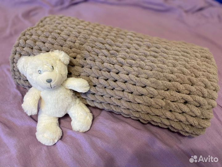 Плед плюшевый, мягкий из пряжи alize puffy