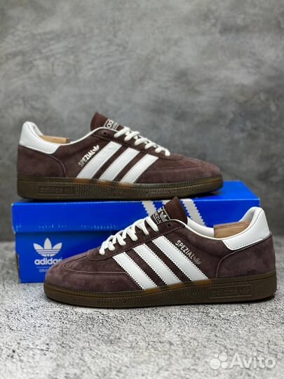 Кроссовки adidas spezial