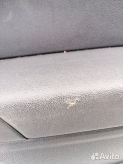 Обшивка двери прав. зад. Volkswagen Polo