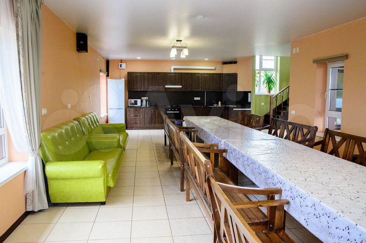 Коттедж 280 м² на участке 20 сот.