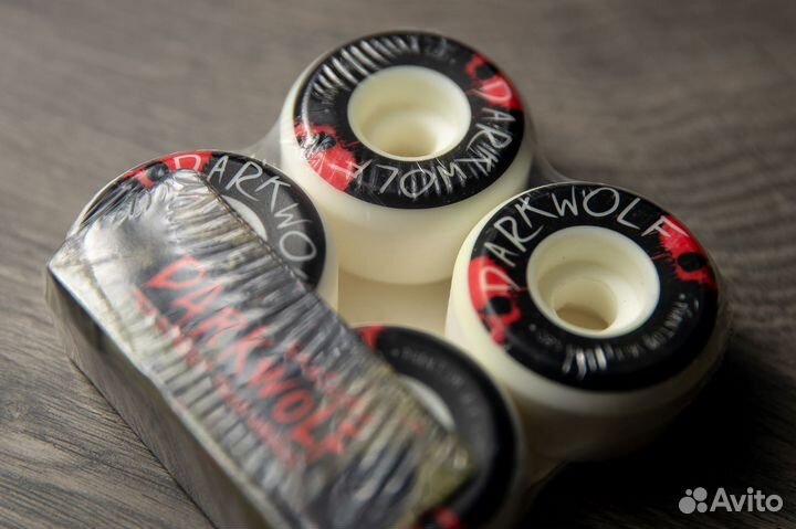 Колеса в упаковке 52*30мм 58DAA белые с черным