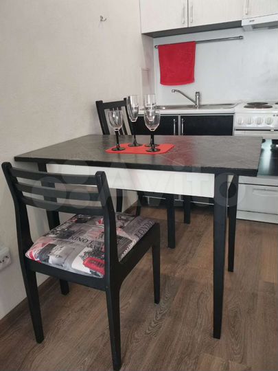 2-к. квартира, 43 м², 6/8 эт.