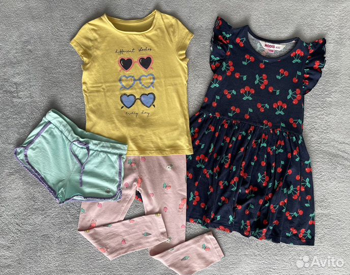 Шорты benetton 110,платье modis,вещи Mothercar