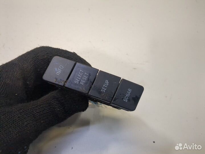 Кнопка бортового компьютера Toyota Sequoia 2008, 2