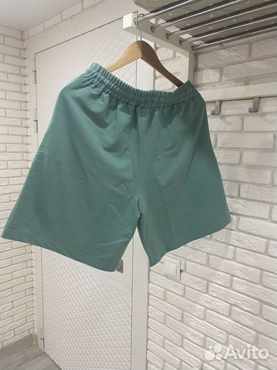 Шорты новые