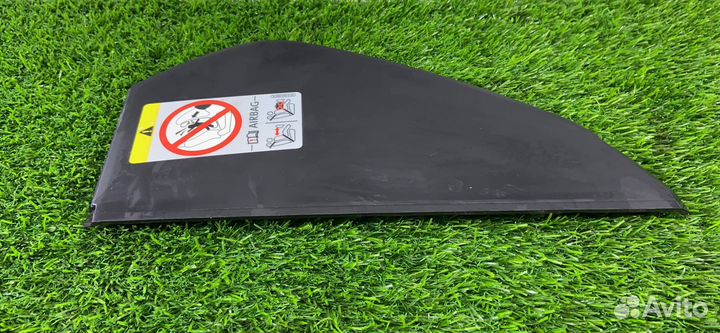 Накладка на торпедо Porsche Macan 95B