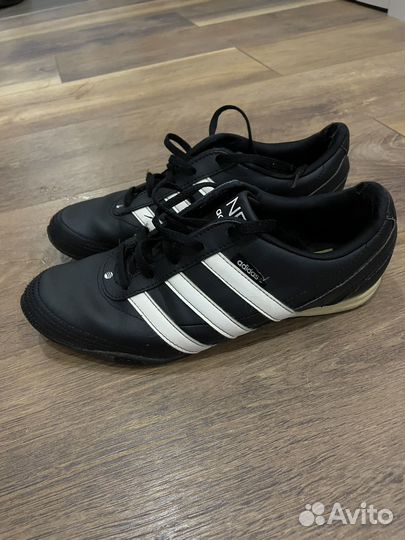 Кроссовки adidas