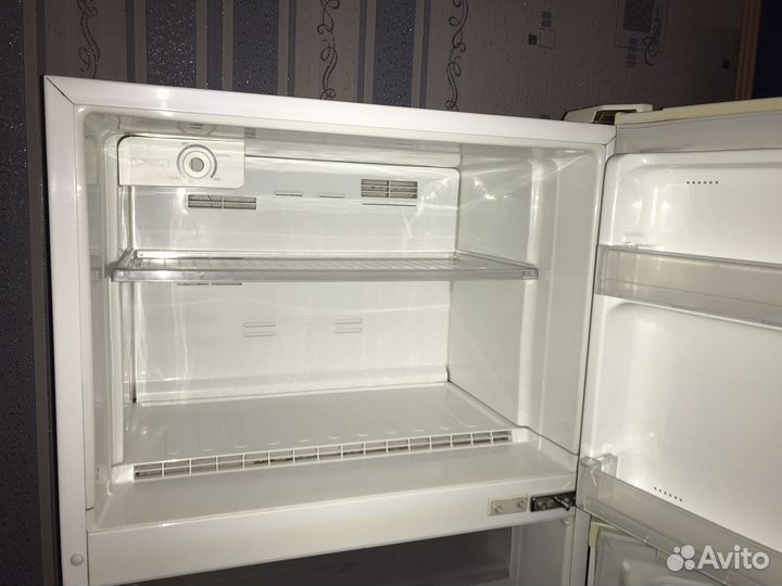 Холодильник daewoo FR-351, No Frost, 386л