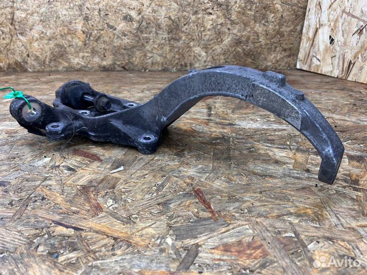 Кулак передний правый Jaguar XF X250 CC9 2010