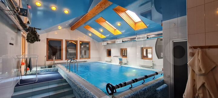 Коттедж 220 м² на участке 44 сот.