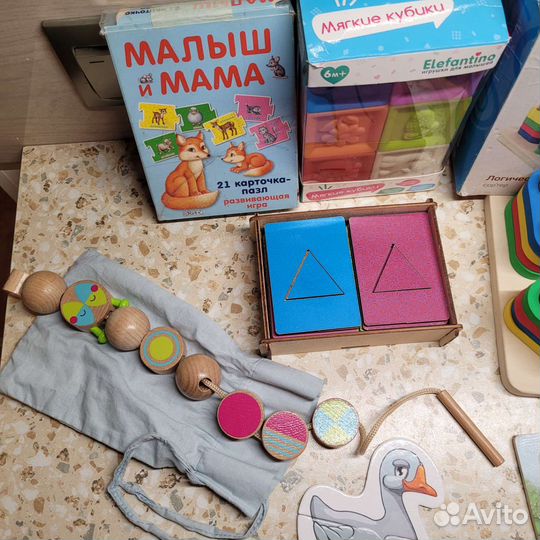 Развивающие игрушки