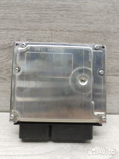 Блок управления двигателем Mercedes C-Class W203