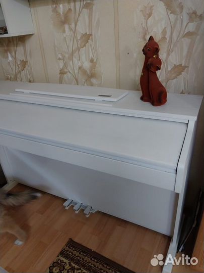 Цифровое фортепиано Artesia DP-10 E