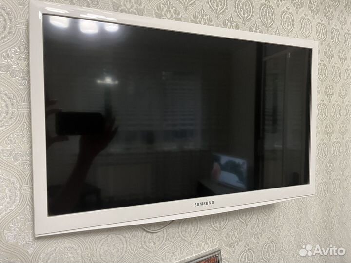 Телевизор samsung