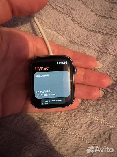 Часы apple watch 5 44 mm nike
