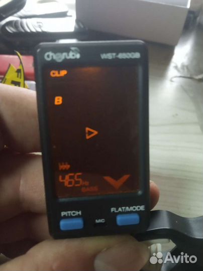 Тюнер для гитары