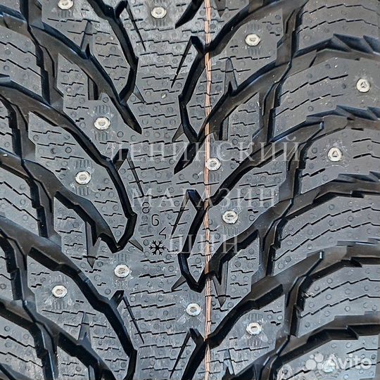 Nokian Tyres Hakkapeliitta 9 SUV 275/45 R21 110T