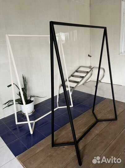 Вешалка напольная