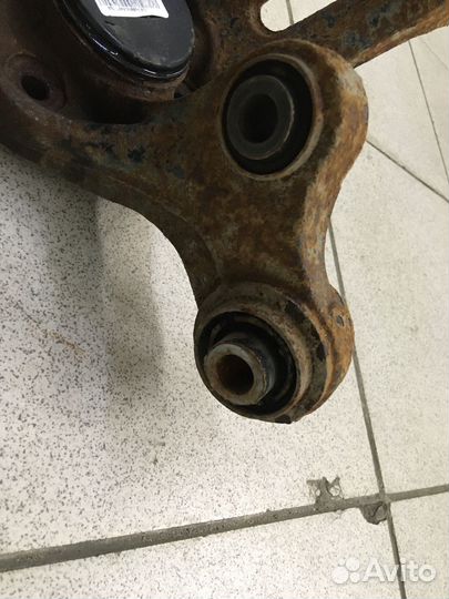 Задний правый поворотный кулак Hyundai I30 2012-20