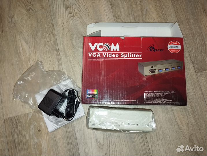 Разветвитель VGA сигнала vcom VDS8015