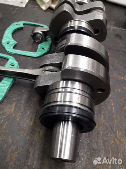 Коленчатый вал для снегохода