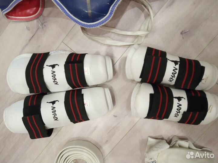 Тхэквондо защита, протектор, добок