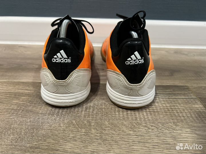 Футзалки adidas 44 р f30