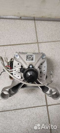 Двигататель стиральной машины Аристон Индезит