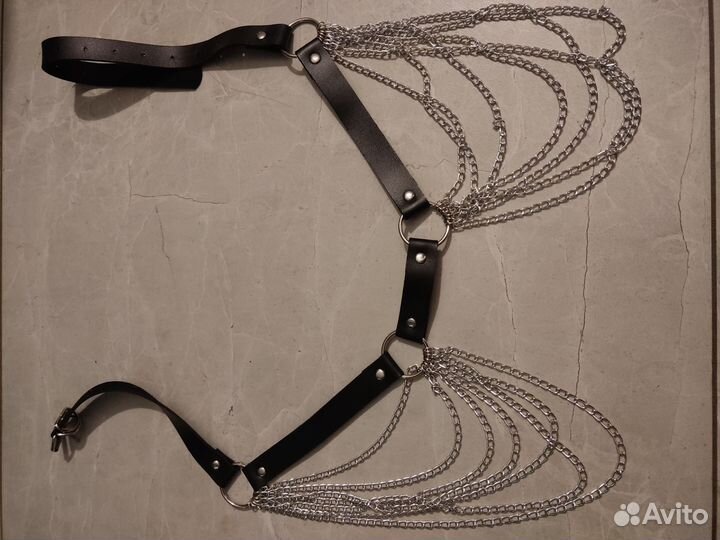 Пояс с цепочками
