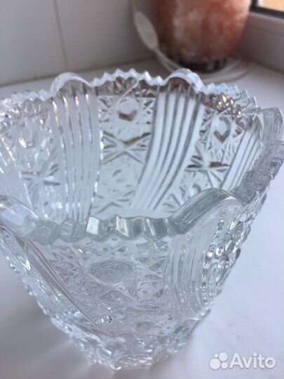 Хрустальная ваза